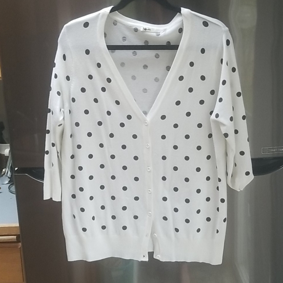 Mak (modcloth I believe) Sweaters - 🌲Polka dot cardigan